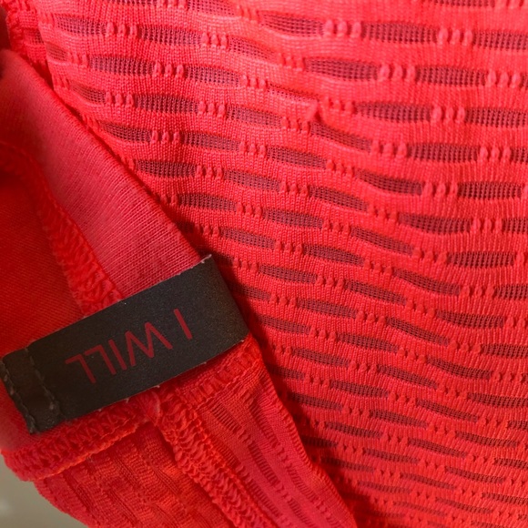 Under Armour Racerback Reflective Tank - Picture 5 of 8